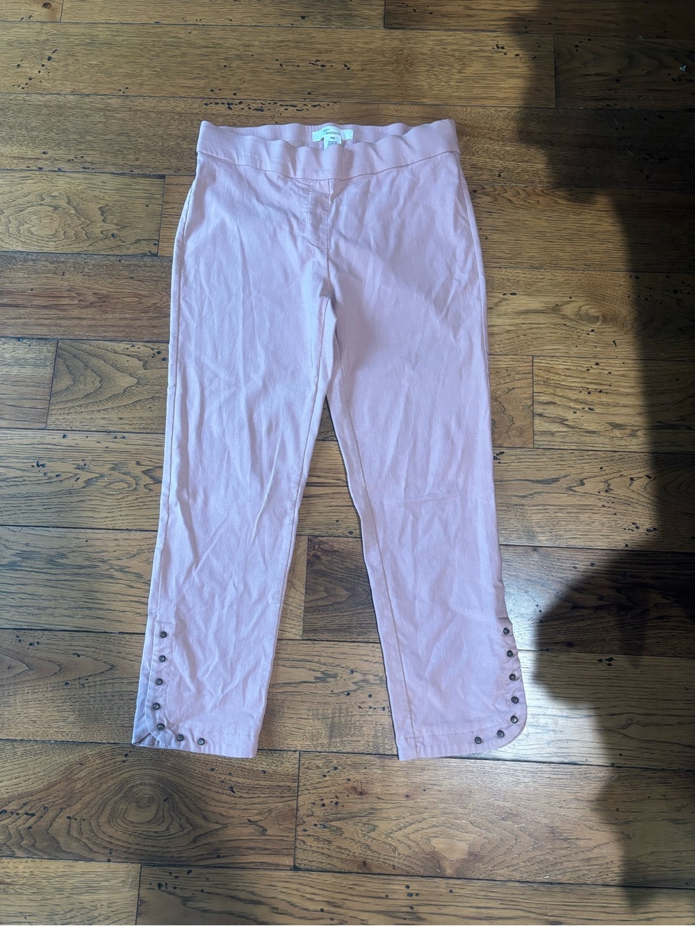 89th + Madison Women’s Light Pink Stud Accent Hem Cropped Pants Size PM